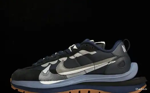 sacai Blue Nike DD1875-700 Dark Vaporwaffle 0605